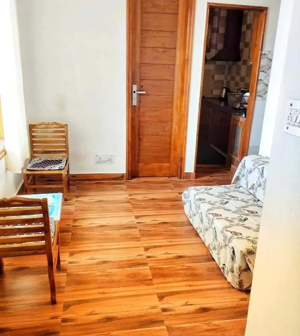 Baldeyan Breeze 2Bhk Family Apartments With Balcony View Shimla 0*,