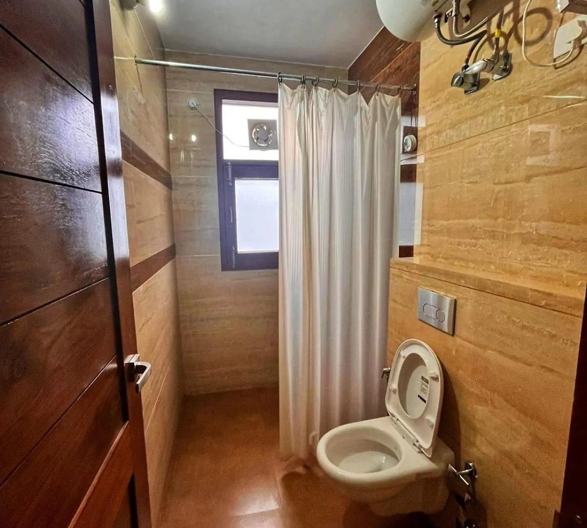 Baldeyan Breeze 2Bhk Family Apartments With Balcony View Shimla 0*,  India